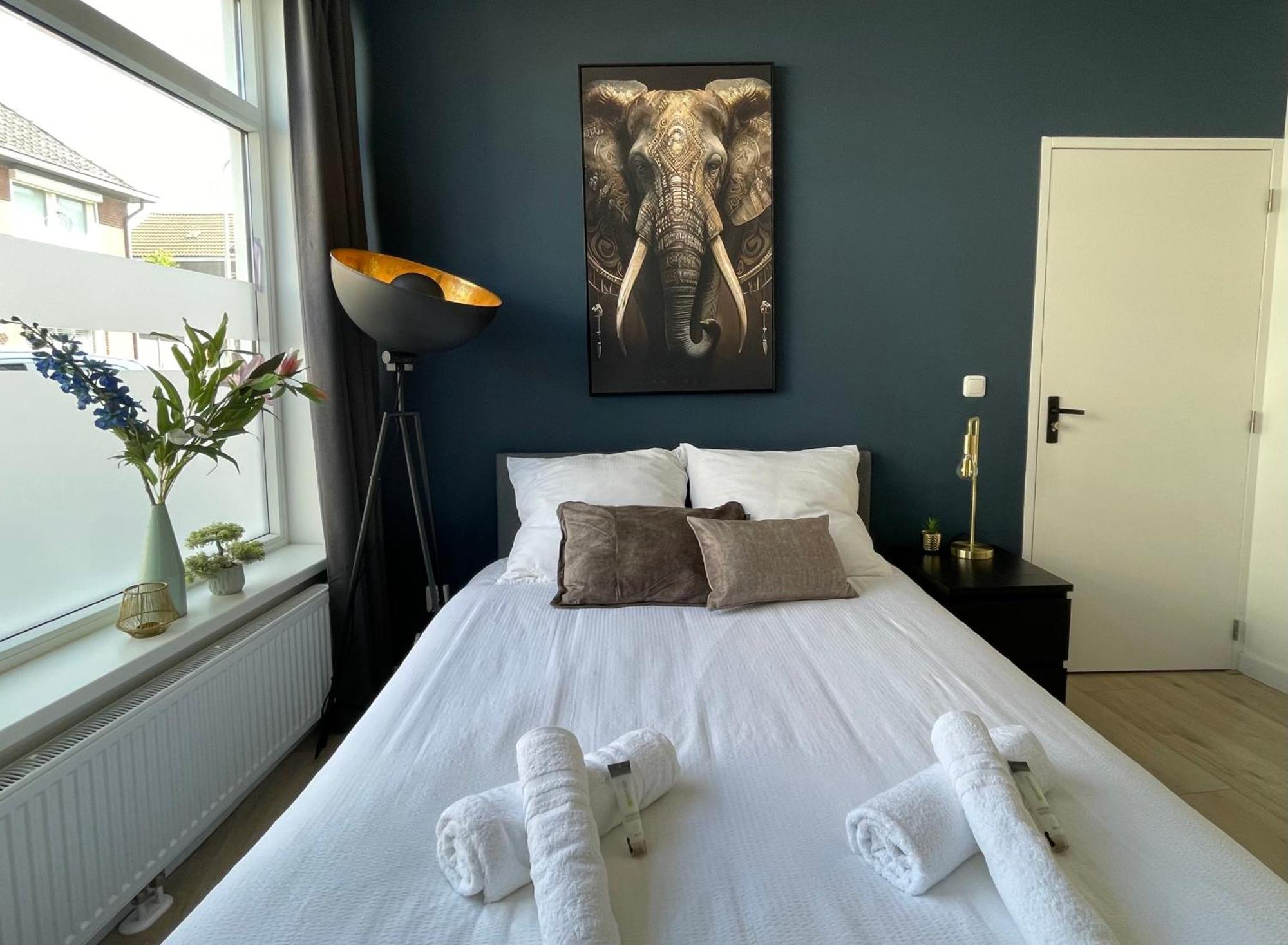 B&K Urban City Suites Tilburg Exteriér fotografie